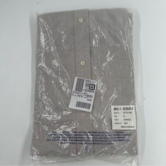 NEW! Lands End Men’s Short Sleeve Buttondown Charcoal Oxford Shirt - Size XL - Picture 3 of 5